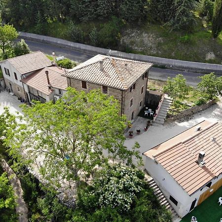 فيلا أسيسيفي Agriturismo Il Noceto المظهر الخارجي الصورة