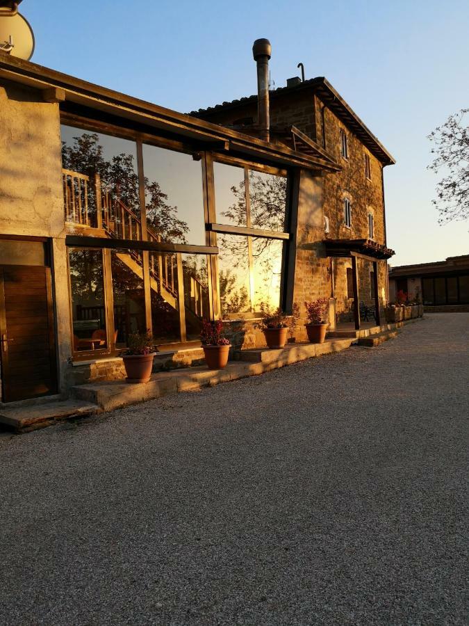 فيلا أسيسيفي Agriturismo Il Noceto المظهر الخارجي الصورة