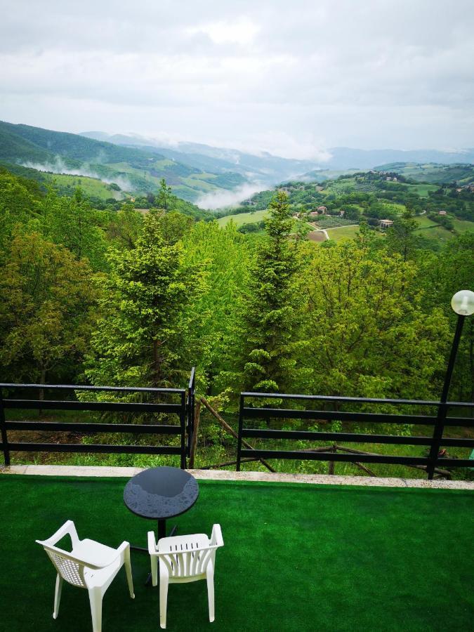فيلا أسيسيفي Agriturismo Il Noceto المظهر الخارجي الصورة